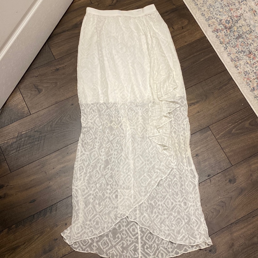 Alice + Olivia off white skirt
